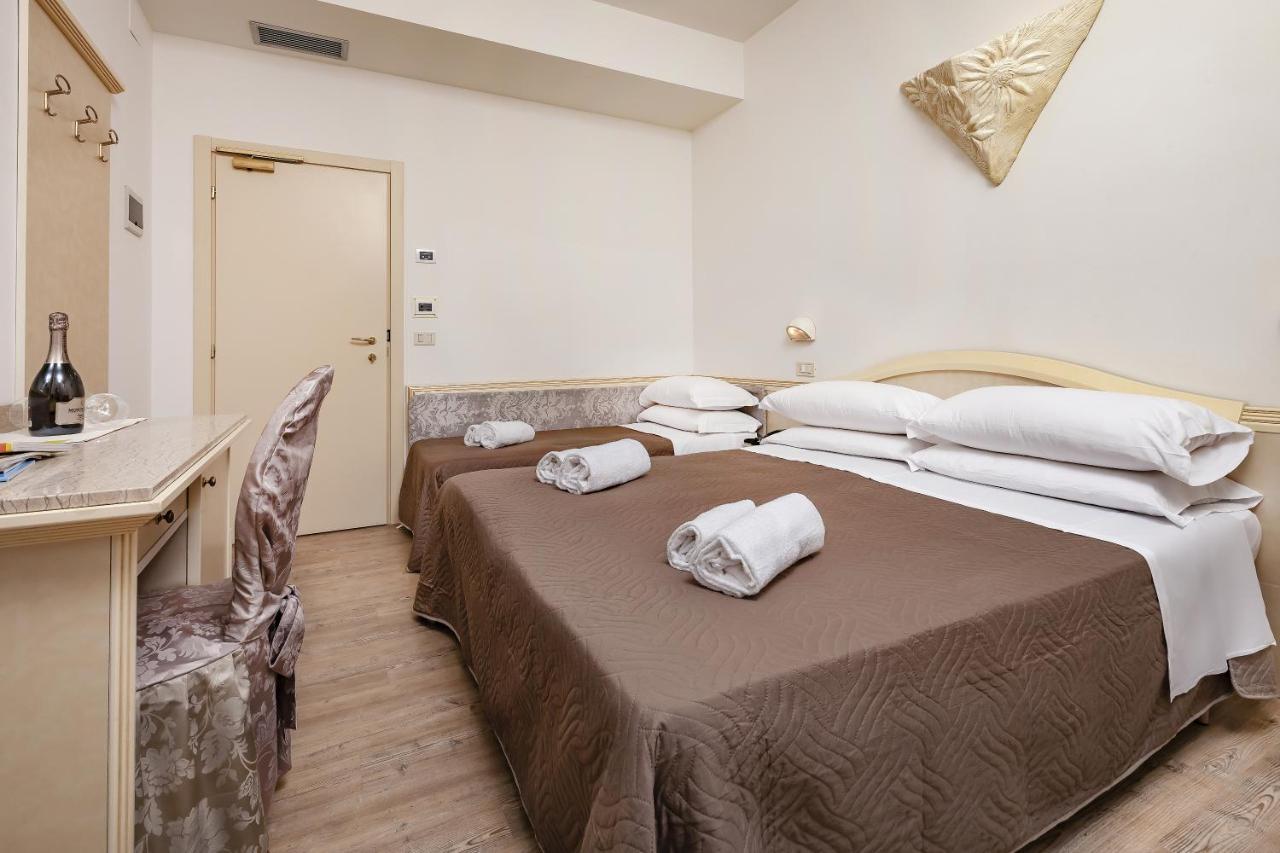 Ariminum Hotel ريميني المظهر الخارجي الصورة