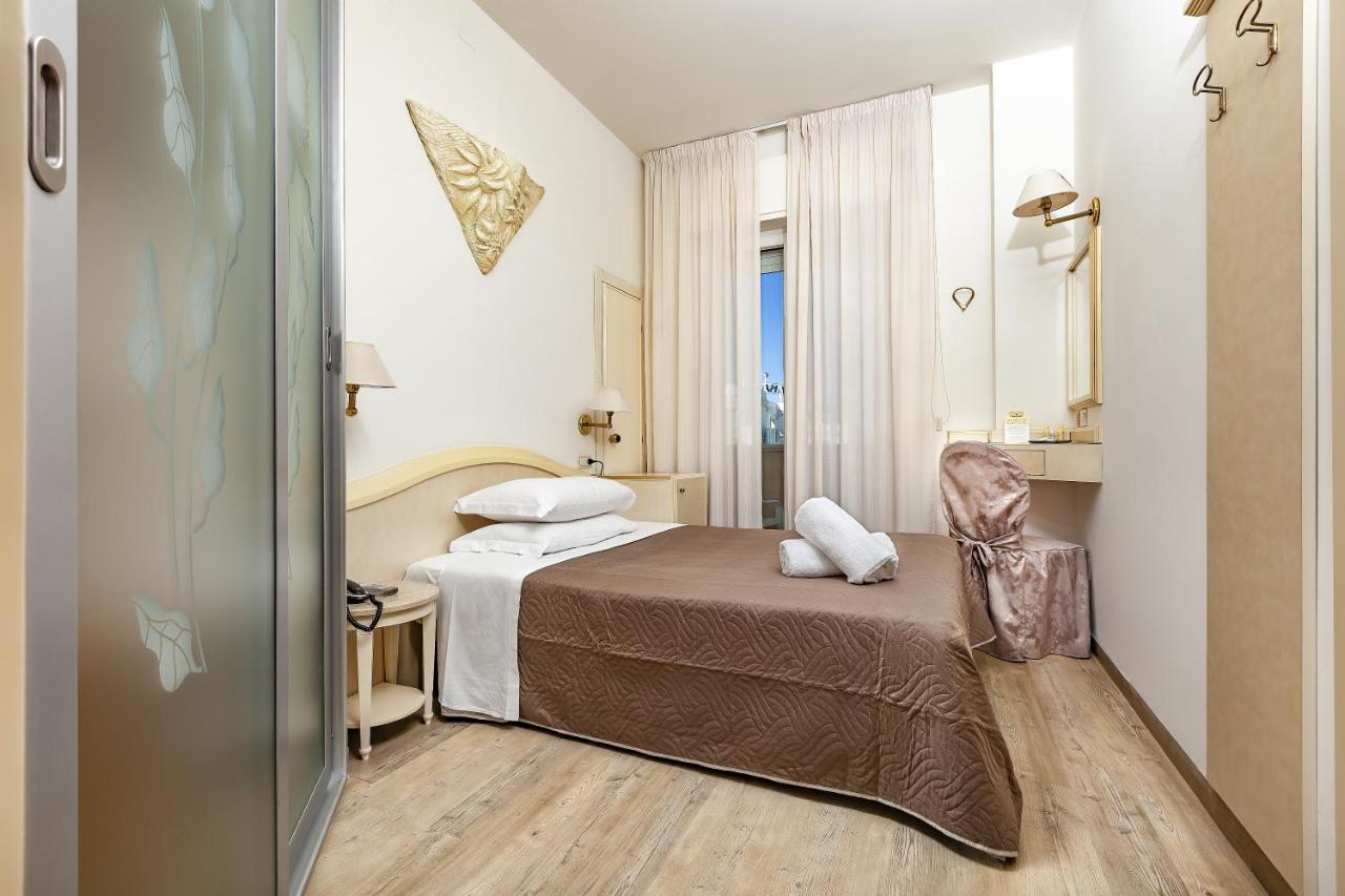 Ariminum Hotel ريميني المظهر الخارجي الصورة