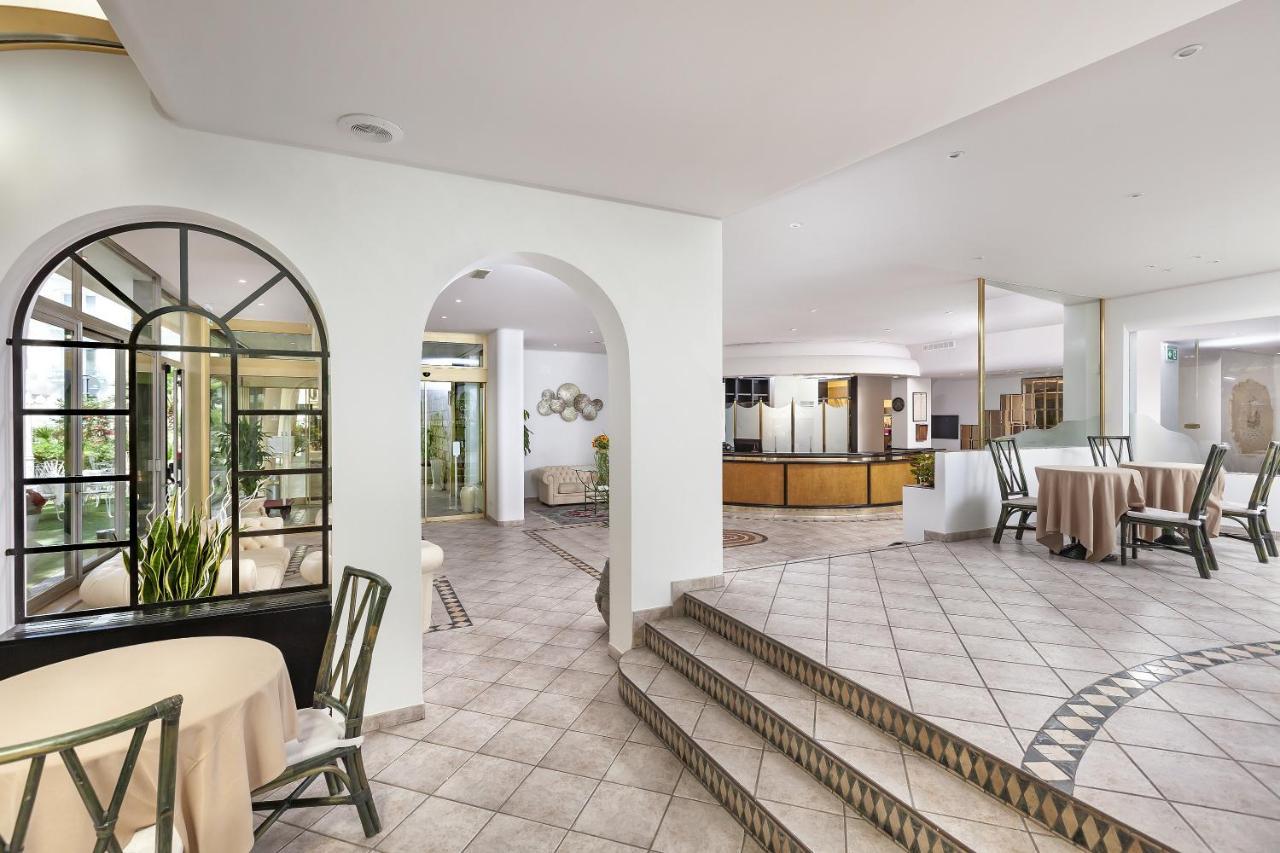 Ariminum Hotel ريميني المظهر الخارجي الصورة
