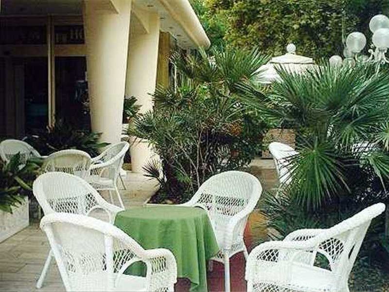 Ariminum Hotel ريميني المظهر الخارجي الصورة
