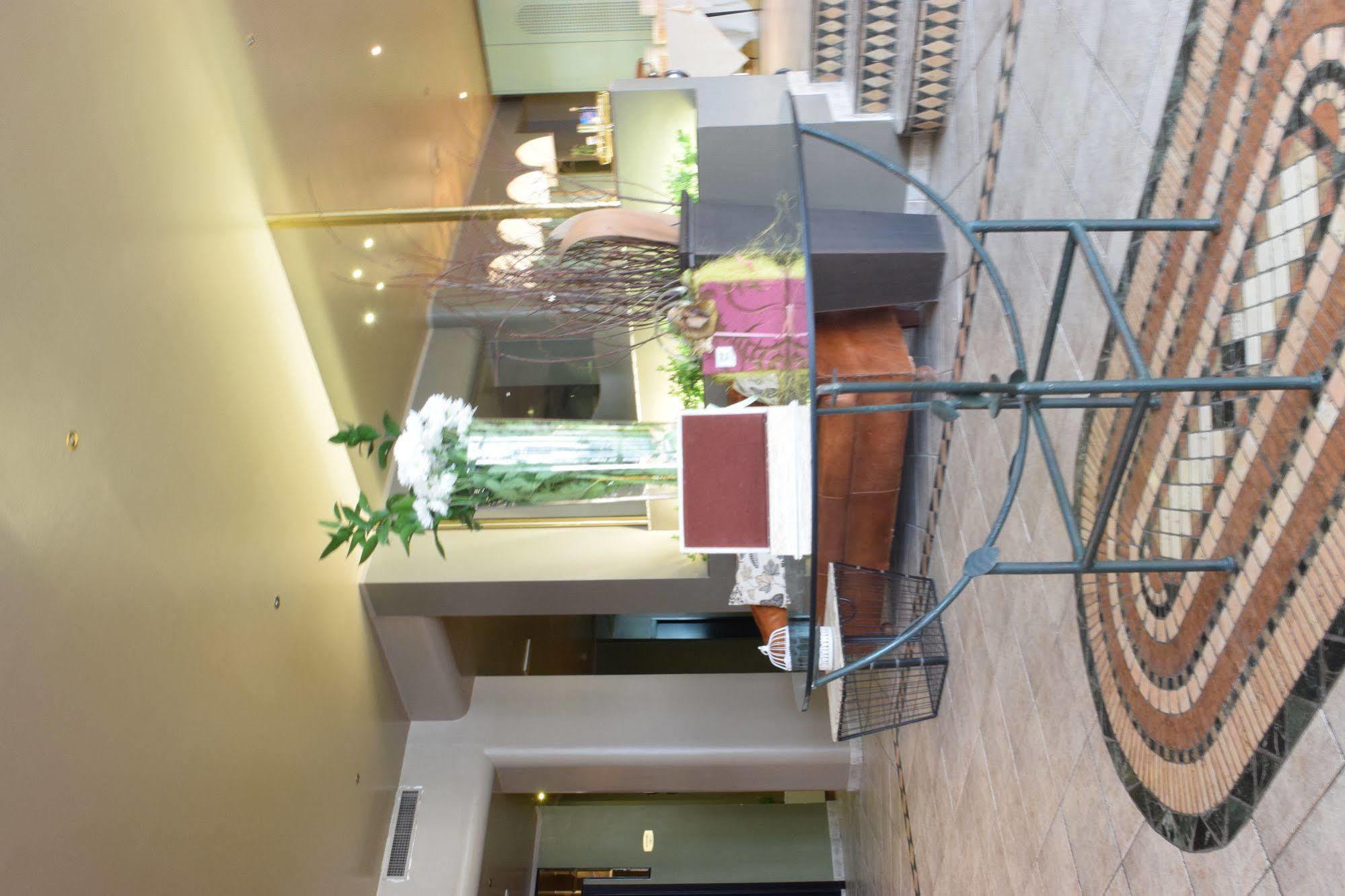 Ariminum Hotel ريميني المظهر الخارجي الصورة